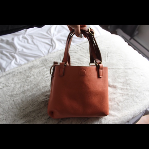 G.H. Bass reversible leather purse - Picture 6 of 7